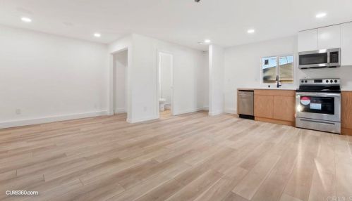 3511 Oliphant St, San Diego CA  92106-1729 exterior