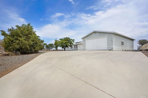 33276 Homestead Ln, Wildomar CA  92595-9169 exterior
