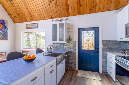 17401 Carlozzi Dr, Soulsbyville, CA 95372-9710
