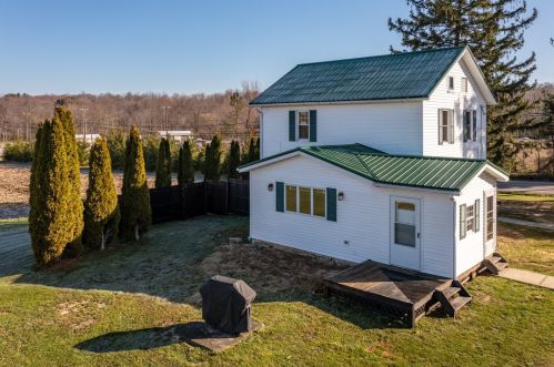491 Mercer Rd, Greenville, PA 16125-9777
