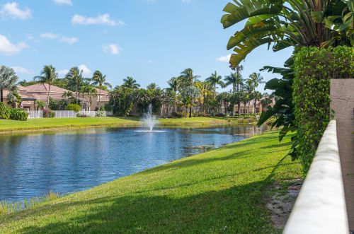 6663 Bristol Lk, Delray Beach, FL 33446-2377