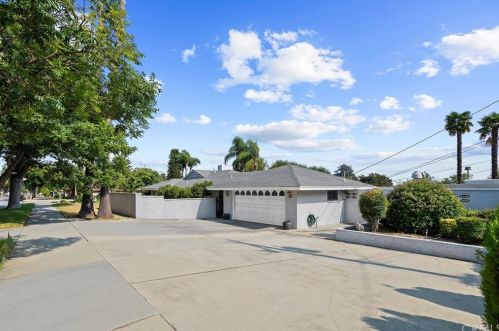 1695 1st Ave, Upland, CA 91784-2006