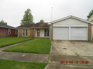 1537 Cricket Ct, Gretna, LA 70056-7790