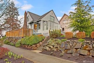 218 73 St, Seattle WA  98117-4818 exterior
