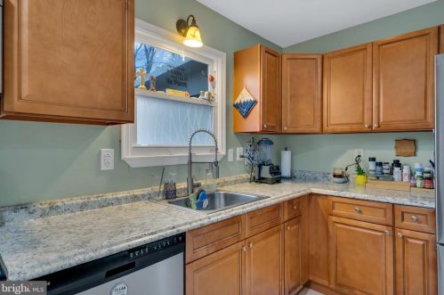 262 Phillips Ave, Browns Mills NJ  08015-1961 exterior