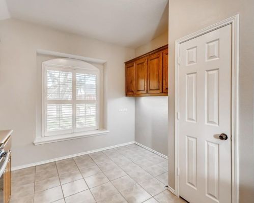 18640 Gibbons Dr, Dallas TX  75287-4042 exterior