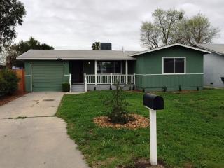 855 G St, Tulare, CA 93274-2739