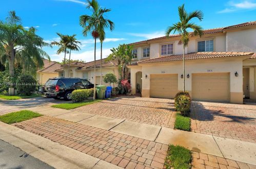 7970 20th St, Hollywood FL  33024-3667 exterior