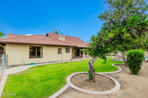 2316 Laurel St, Mesa AZ 85213-2237 exterior