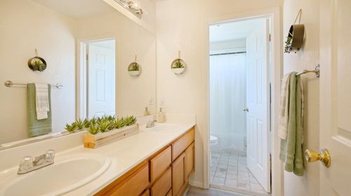 2615 Sequoia St, Lodi CA  95242-4689 exterior