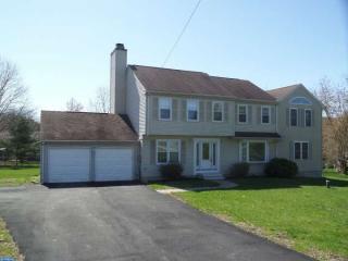 2126 Gilbertsville Rd, Pottstown, PA 19464-1418
