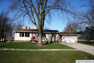 108 6th St, Rockford, IA 50468-1181