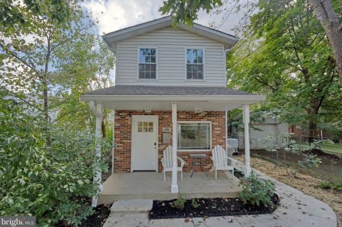 409 Savannah St, Washington, DC 20032-5429