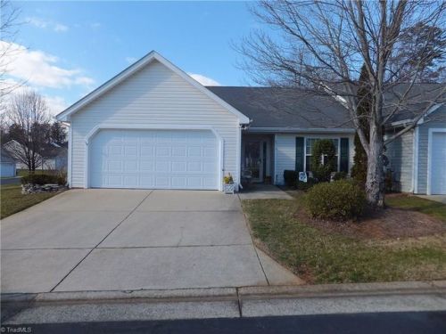 6510 Delchester Pl, Greensboro, NC 27410-7919