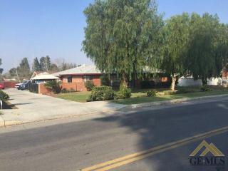 417 Baldwin Rd, Bakersfield, CA 93304-3517