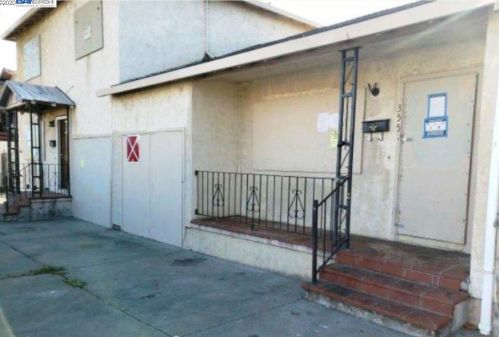 345-355 37th St, Richmond, CA 94805-3233