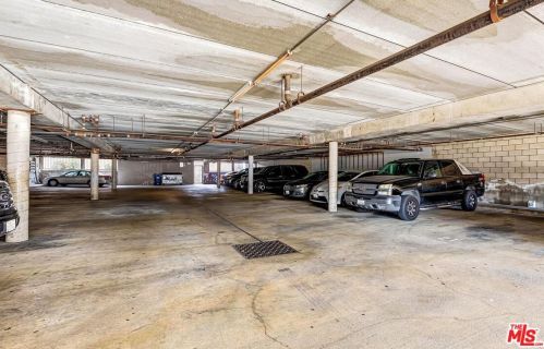4551 159th St, Lawndale, CA 90260-2514