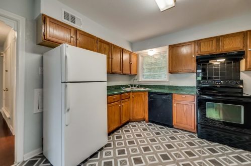 615 Belt Line Rd, Richardson TX  75080-5851 exterior