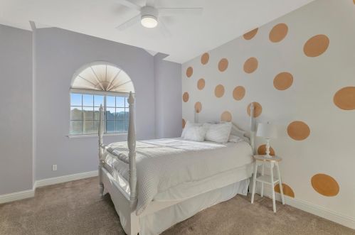 17337 Tassajara Cir, Morgan Hill CA  95037-7023 exterior