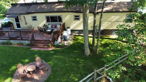 13 Cheryl St, Nashua, NH 03062-3581