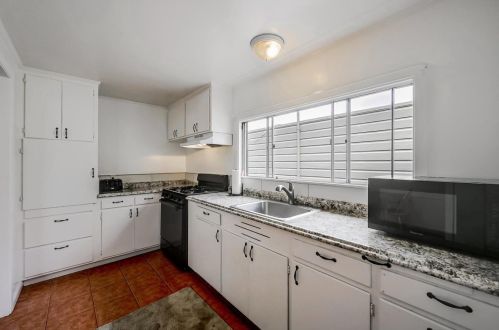 745 Bellevue Ave, Daly City CA  94014-1137 exterior