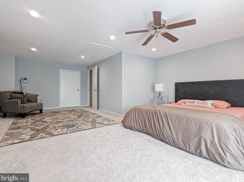 12169 Presidio Way, Woodbridge VA  22192-1052 exterior