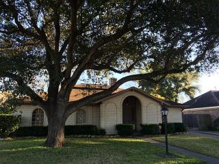 9515 Wickenburg Dr, Houston TX  77031-3507 exterior