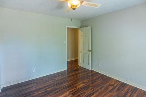 207 Midland Dr, Graniteville SC  29829-4021 exterior