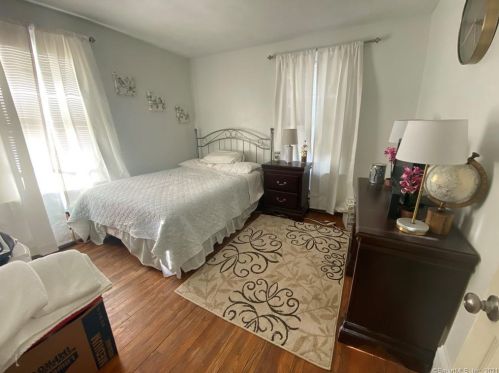 71 Newton Ave, Plainville CT  06062-2841 exterior