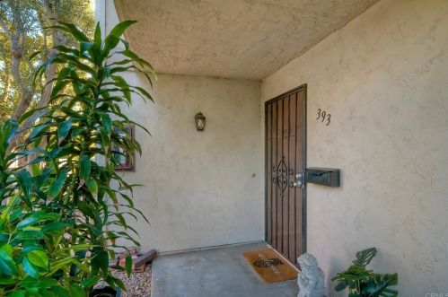 393 Stage Coach Rd, Oceanside, CA 92057-7002