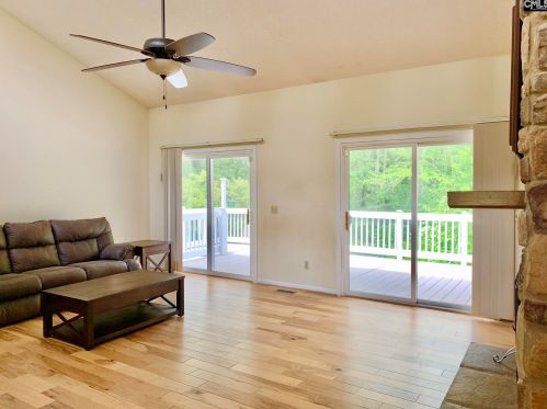 106 Sweetgum Dr, Cayce-West Columbia SC  29033-1930 exterior