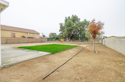 41619 45 St, Lancaster CA 93536-2952 exterior