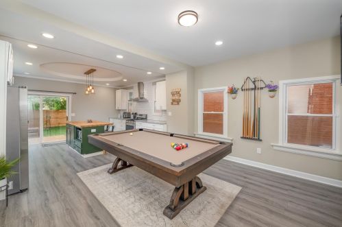 906 Greenup St, Covington KY  41011-3212 exterior