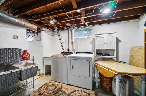 3962 La Rosa Ct, Darbydale OH  43123-2814 exterior