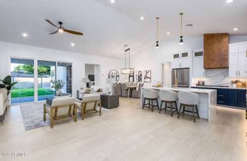 4039 Avalon Dr, Phoenix AZ  85018-7105 exterior