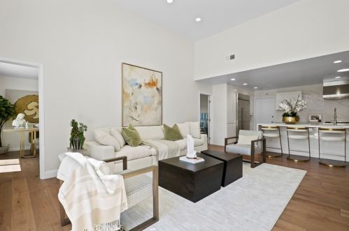 621 Camino Cerrado, South Pasadena CA  91030-4103 exterior