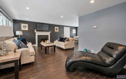 931 Monroe St, Ridgewood NJ  07450-1026 exterior