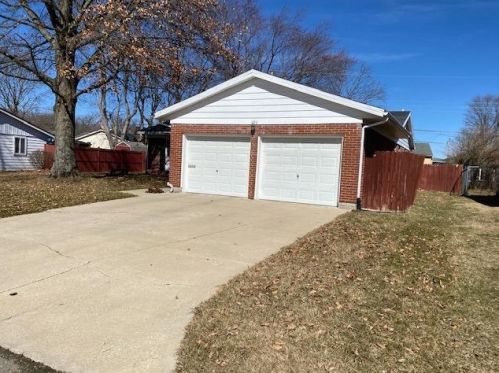 493 Brooke Blvd, Wilmington, OH 45177-1406