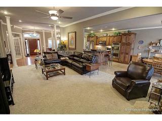 303 Fullerton St, Bentonville, AR 72712-3929