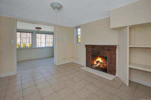 179 Benic Pl, Hawthorne NY  10532-1033 exterior