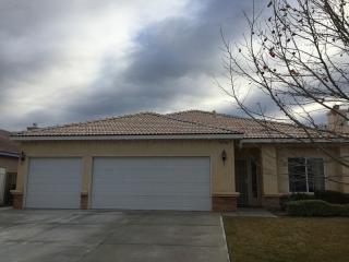 44128 Westridge Dr, Lancaster, CA 93536-6829