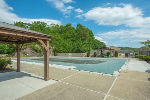 32 Idlewood, Bethel CT  06801-1469 exterior