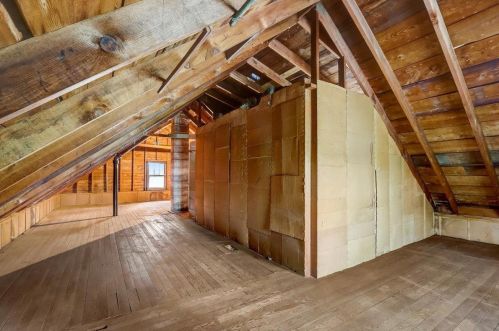 1454 89, Milwaukee WI 53222-4604 exterior