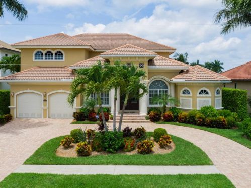 1808 Maywood Ct, Marco Island, FL 34145-4719