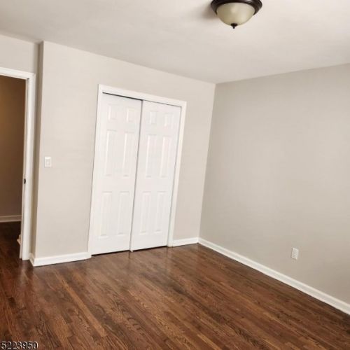 64 40th St, Irvington NJ  07111-1209 exterior