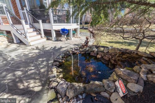 19376 Ml Dm Pl, Leesburg VA 20176-1637 exterior