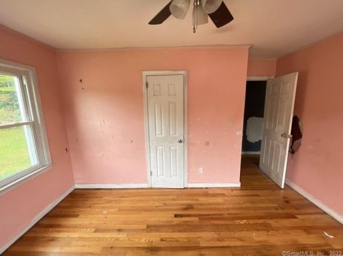 89 Stanwood Dr, New Britain CT  06053-3425 exterior