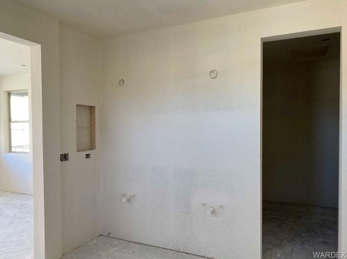 3267 Secret Pass Cyn Dr, Bullhead City AZ exterior