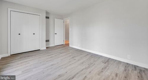 19 Edgehill Rd, Swatara PA  17033-2506 exterior