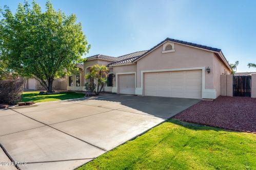 89 Elgin St, Gilbert, AZ 85295-1413